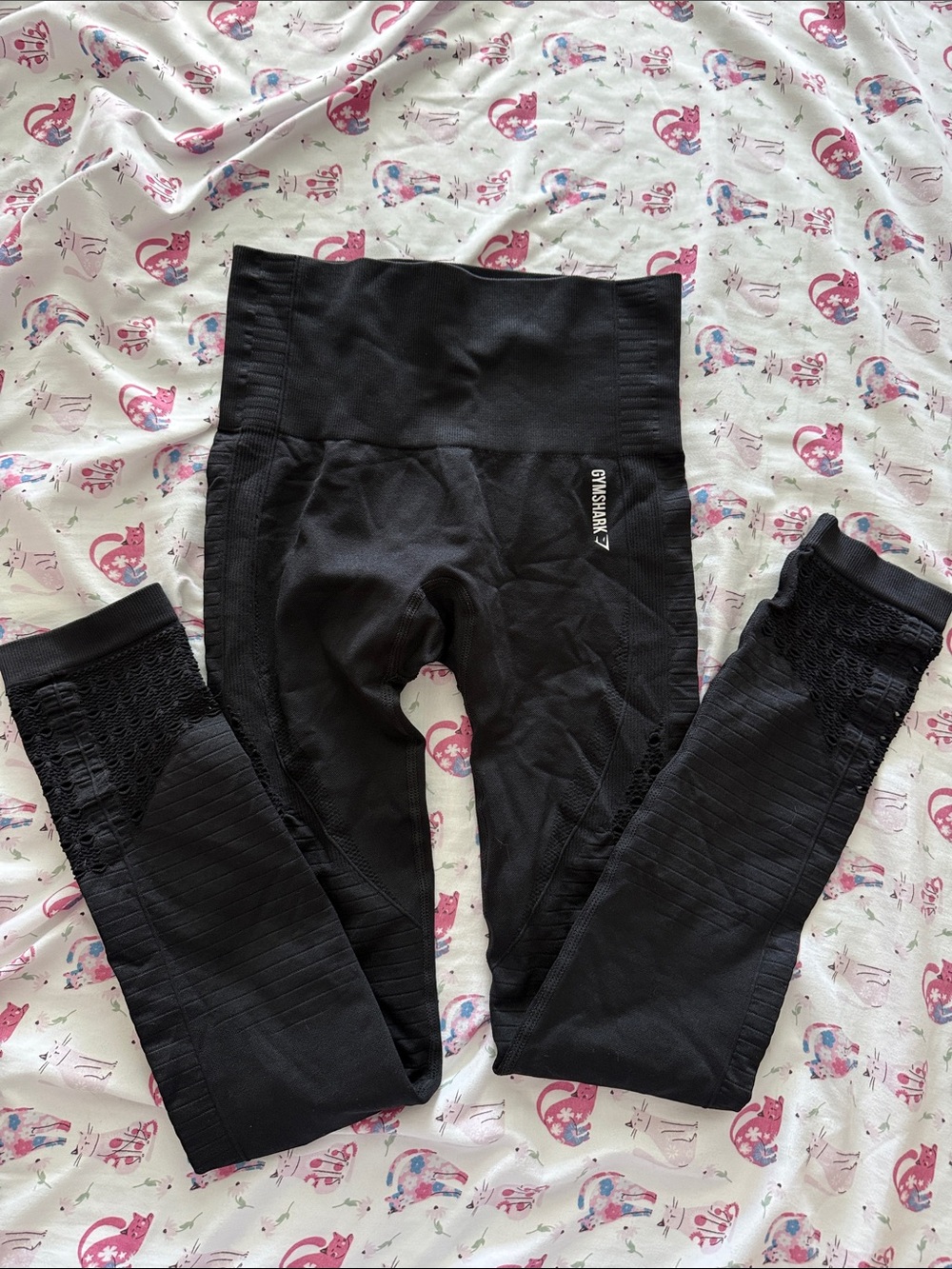 GYMSHARK Black Compression Leggings Size Large Lace calf design